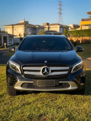 Mercedes-Benz GLA 200 Adv. 1.6/1.6 TB 16V Flex Aut. 2016