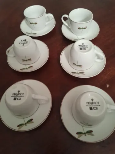 Xícara L Hermitage em porcelana