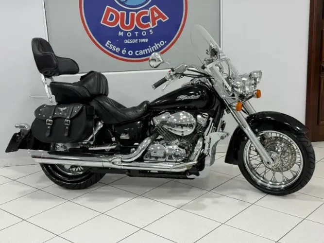 shadow 750 2007 preta