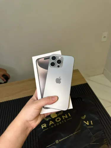 iPhone 15 Pro Max 256GB - Bateria 86% - Perfeito Estado