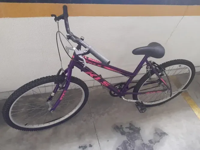 Bicicleta Usada - Aro 26 KLS Free Freio V-Brake Mtb Feminina Cor Preta/Pink