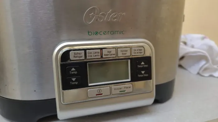 Panela multifuncional Oster Bioceramic 5 em 1