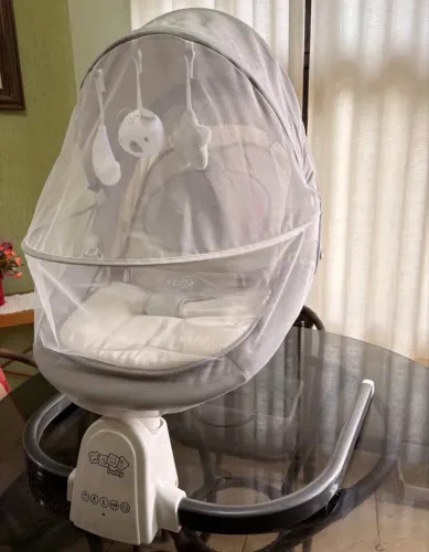Cadeira de Descanso e Balanço Bebê Elétrica Snug - Maxi Baby