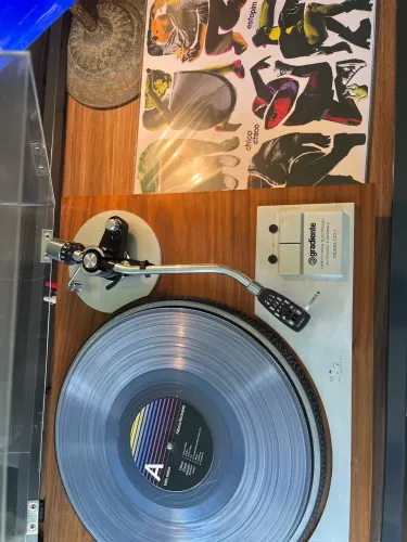 Vinil Chico Chico (três selos - Rocinante)