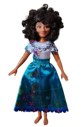 Boneca Mirabel