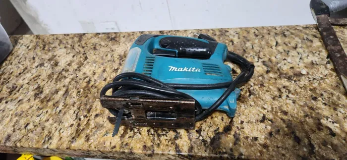 Makita Max 65 mm 4327