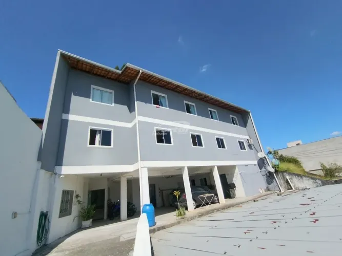 Apartamento semi mobiliado disponível para locação no bairro Salto do Norte, em Blumenau/S