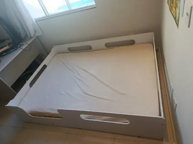 Cama montessoriana casal com colchão