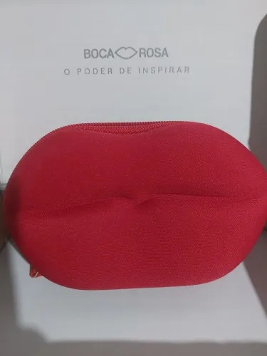 necessaire de boca da boca rosa