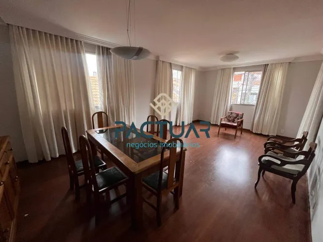 Apartamentos para alugar com Escritório e 4 quartos, 140 m² - Carlos Prates