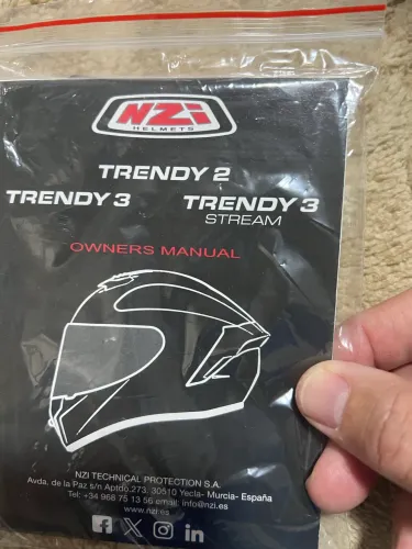 Capacete fechado NZi streamTrendy 3