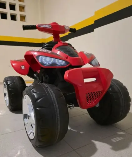 Quadriciclo Infantil Eletrico Bandeirante