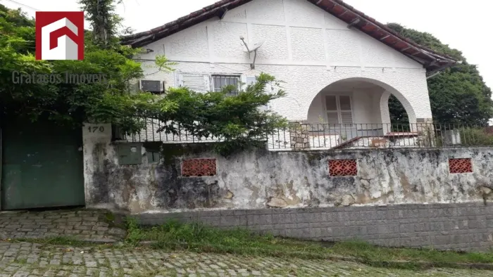 Casa à venda na Mosela !!!! Grande potencial