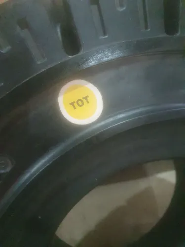 Pneu para empilhadeira novo