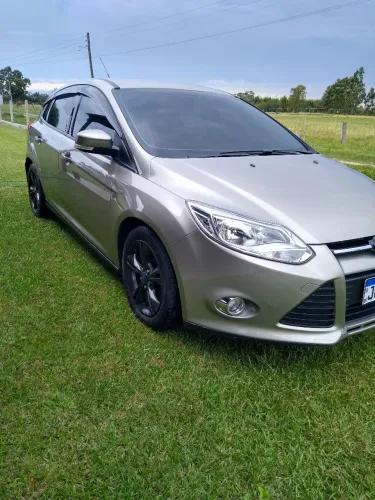 Ford Focus 1.6 S/1.6 SE Flex 16V 5P AUT 2014