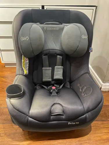 Cadeirinha de carro Maxi cosi, modelo: pria 70 tiny fit preta