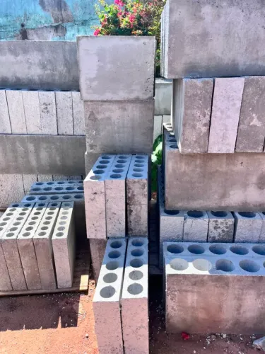 Blocos Leves EPS - Construção Mais Rápida e Econômica