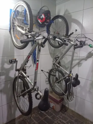 2 bicicletas  Caloi 21 marchas  300 CADA