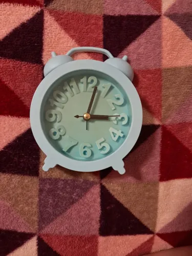 Relógio de mesa azul bebê