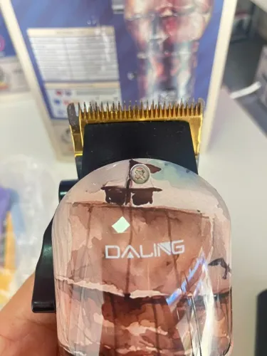 Máquina de Cortar Cabelo Daling DL-1231 - Sem Fio, Recarregável e Completa