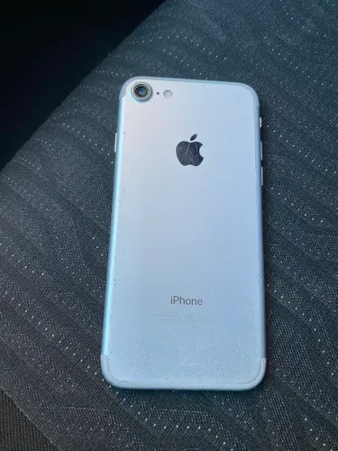 Iphone 7 + Iphone 4s (para peças ou conserto)