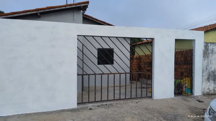 A venda: R$130.000,00. Pode ser financiada! ou aluguel: R$600,00.