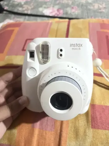 Câmera Instax Mini 8