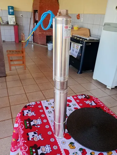 Vendo bomba pra poço artesiano