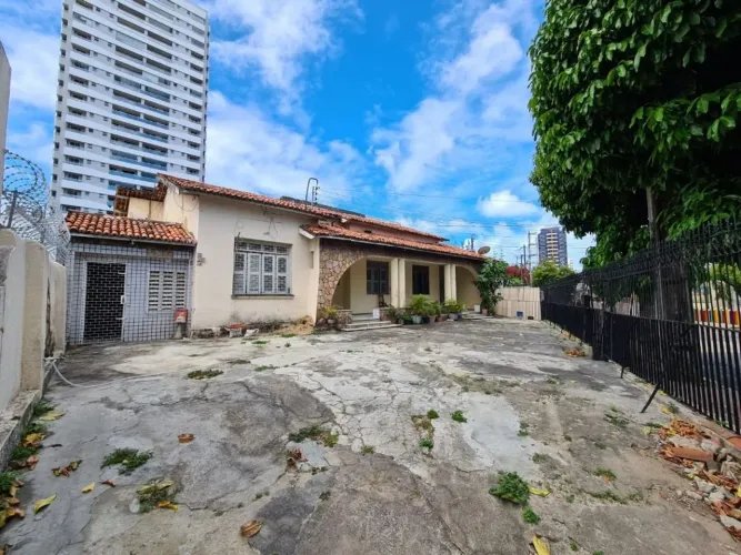 Casa com 15 quartos à venda, 529 m² por R$ 1.200.000 - Fátima - Fortaleza/CE