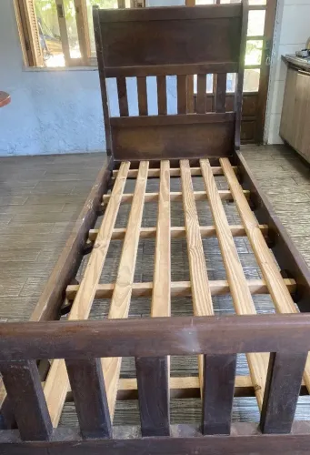Cama de solteiro