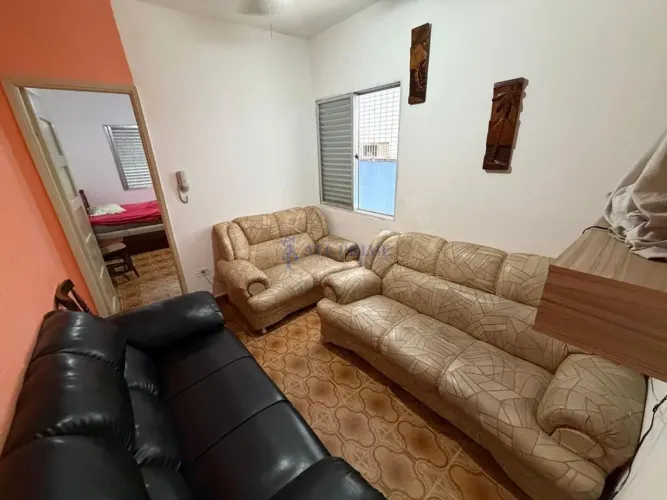 Apartamento à Venda em Vila Guilhermina, Praia Grande - SP