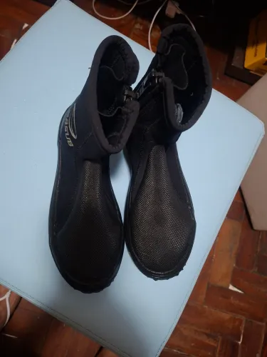 Bota Seasub 