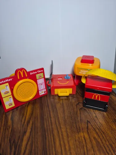 Lote McDonald's Brincando de Méqui