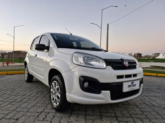 Fiat Uno Attractive 1.0 Flex 6V 5P 2017