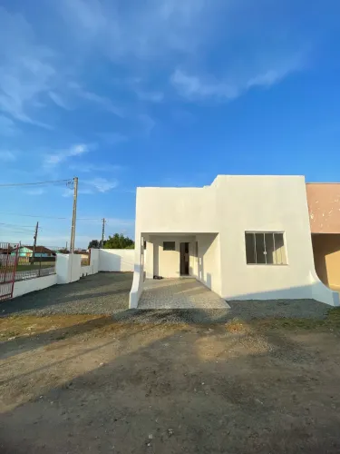 Casa em canoinhas, Campo da Água Verde