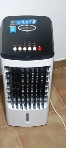 Climatizador Britânia 4.5 Litros, 5 em 1 Climatiza, Umifica, Ventila, Ventila, Ionizador.