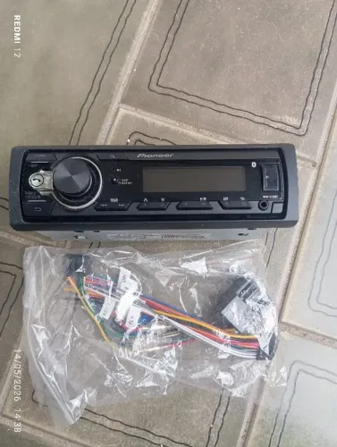som original Bluetooth, os cabos e moldura seminovo. *