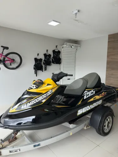 Jet ski sea doo rxt 215 