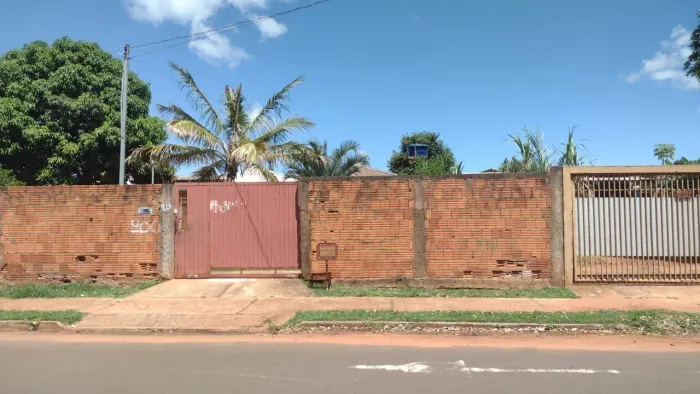 TERRENO A VENDA PRÓXIMO AO SHOPPING BOSQUE DOS IPÊS 