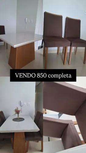 Mesa e cadeira