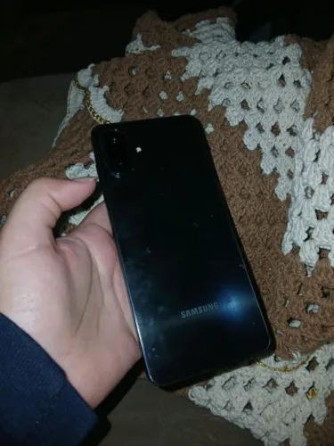 Vendo celular A7 seminovo 6 meses de uso