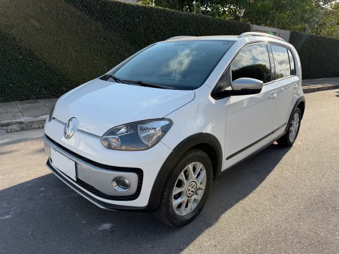 Volkswagen Up! Cross I Motion 1.0 T.flex 12V 5P 2015