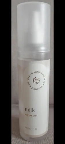 Bath & Body Works Milk 177ml bodysplash 
