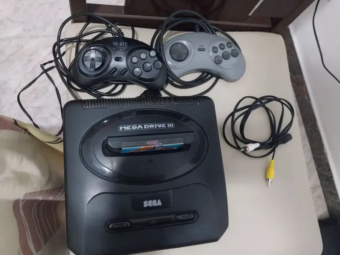 Mega Drive III com 31 jogos 
