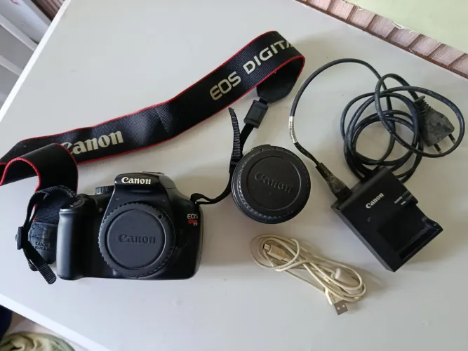 Camera Canon Rebel t3 retirada de peças