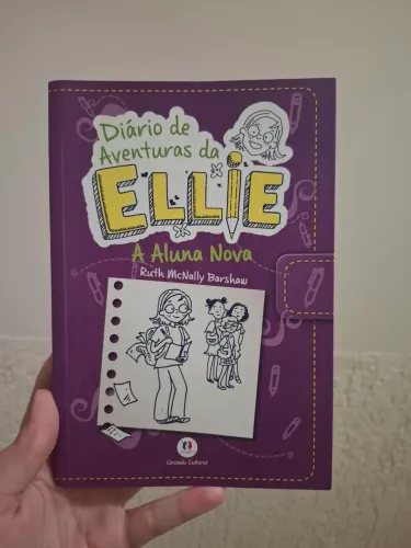 Livro Diário de Aventuras da Ellie