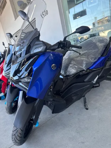 Xmax 300