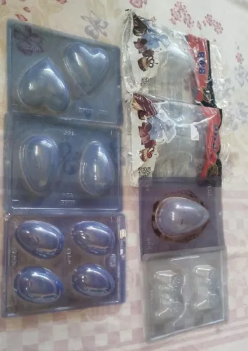 BOMBOM E OVO DE PÁSCOA 