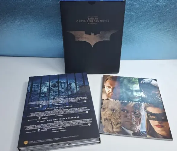 Coleção Blu-Ray Trilogia Batman: O Cavaleiro das Trevas - 5 DVDs + Livreto