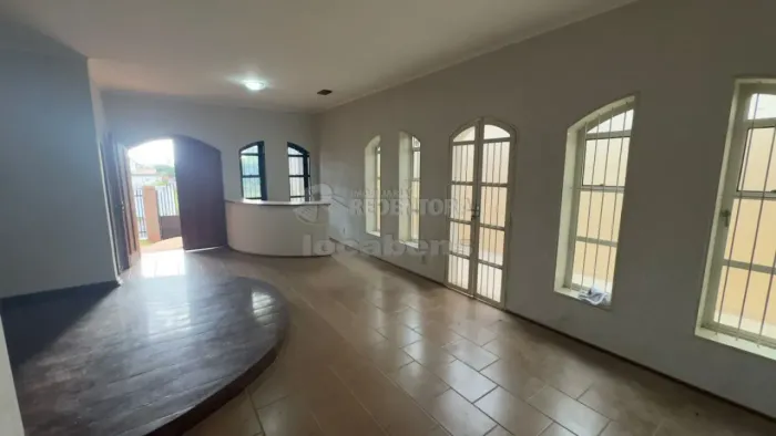 Parque Residencial Comendador Mançor Daud - Casa com 03 dormitórios sendo 01 suíte
